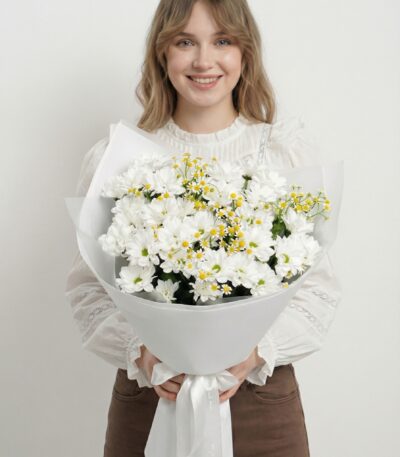 Букет белых ромашек